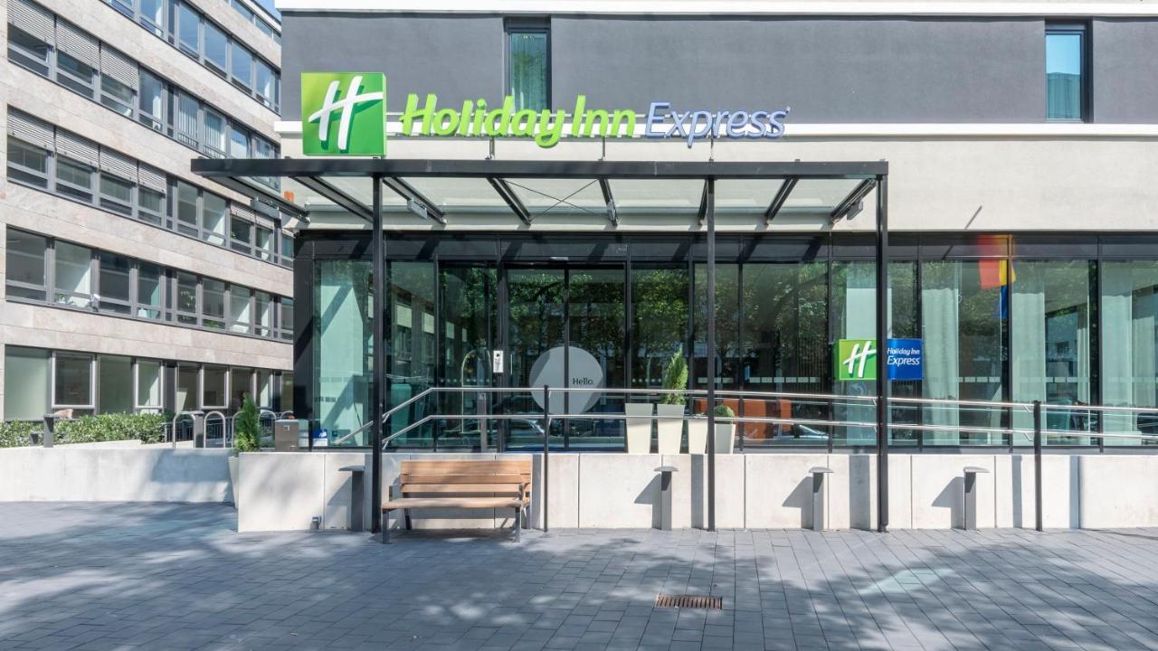Holiday Inn Express - Frankfurt City - Westend, An Ihg Hotel Frankfurt am Main Exterior photo